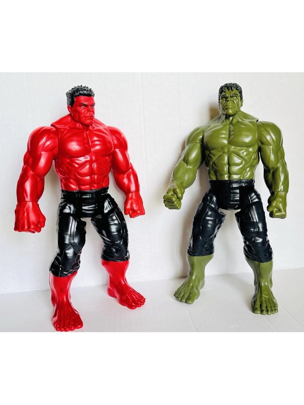 Marvel Red Hulk and Green Hulk Muscular Action Figures